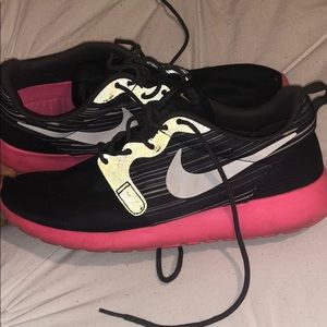 Custom pink Nike Roche